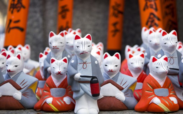 Little fox statues, Japan