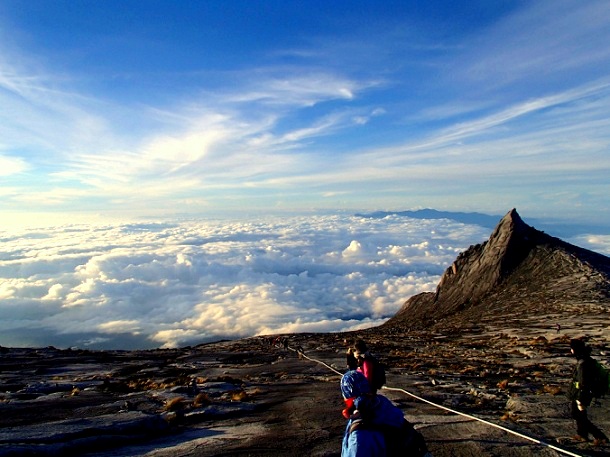 Walk in the clouds at Mt Kinabalu Walk in the clouds at Mt Kinabalu