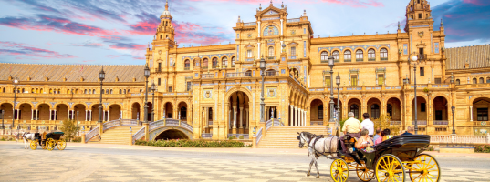 Day_6__Guided_tour_of_Seville._Experience_a_unique_Horse_carriage_ride._Experience_the_renowned_Flamenco_Show[1]