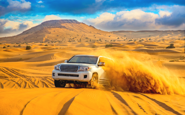 Dune bashing on desert safari in Dubai