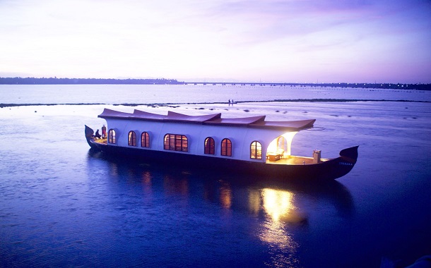 kerala tourist houseboat kerala tourist houseboat