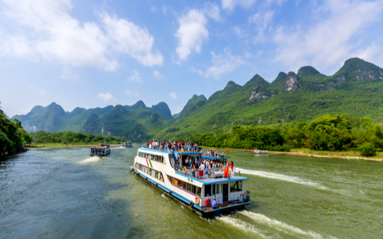 Li river cruise, Guilin China