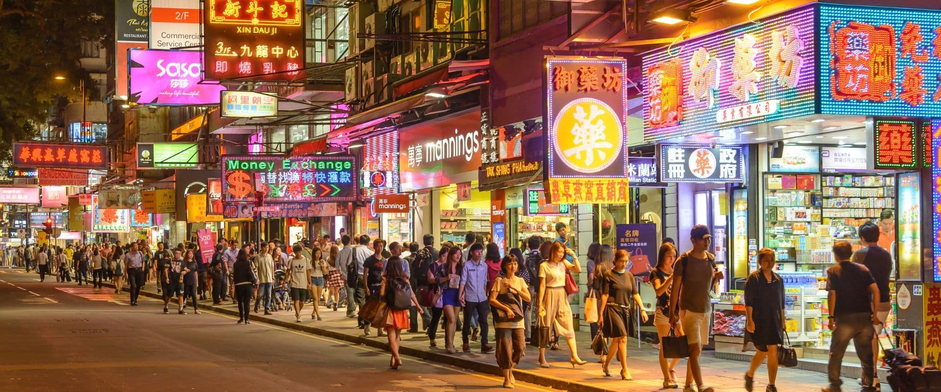 People_in_Hong_Kong[1].jpg