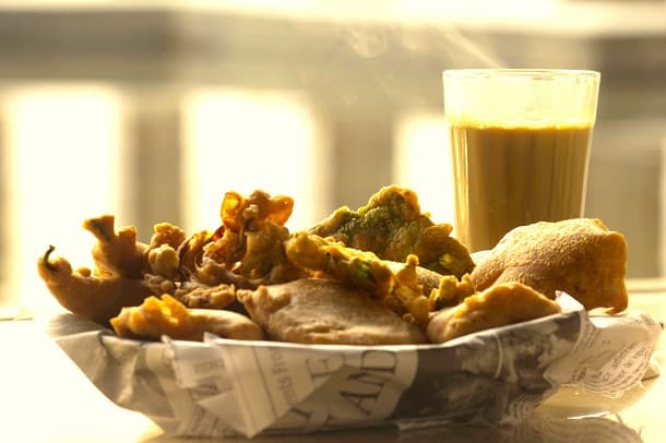 Chai Pakoda