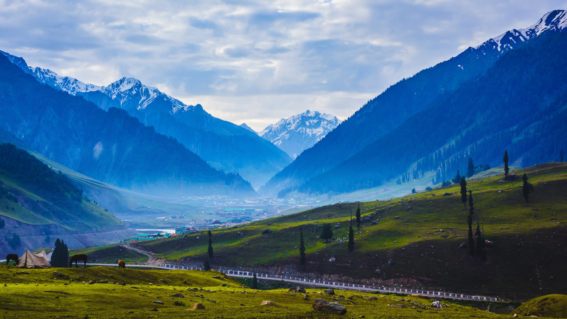 Kashmir, a Land of Unimaginable Beauty 