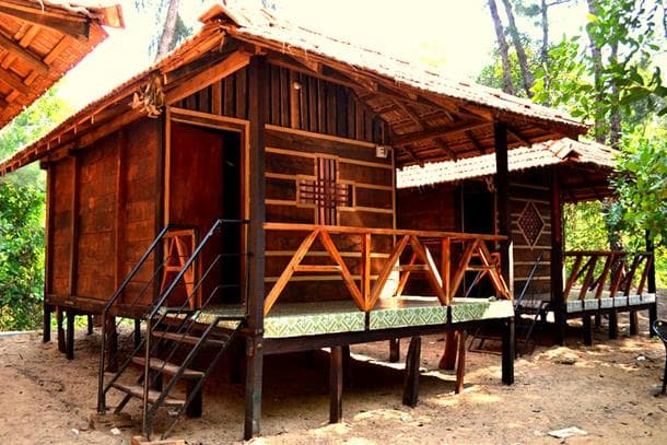 Beach shacks and huts, Gokarna