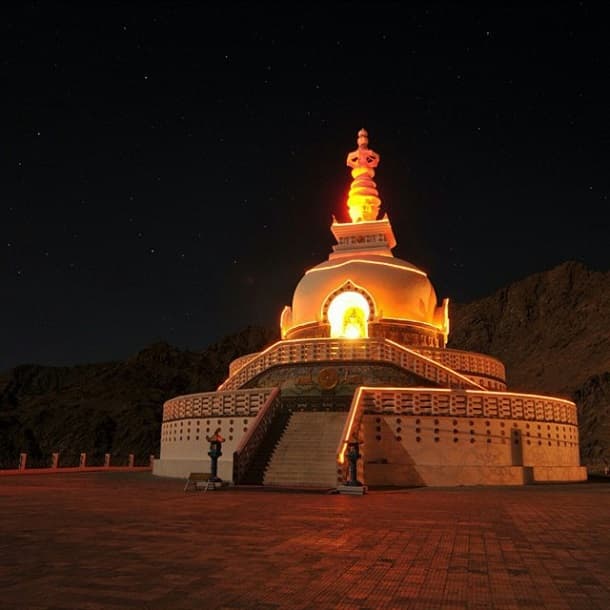 Shanti stupa, Ladakh